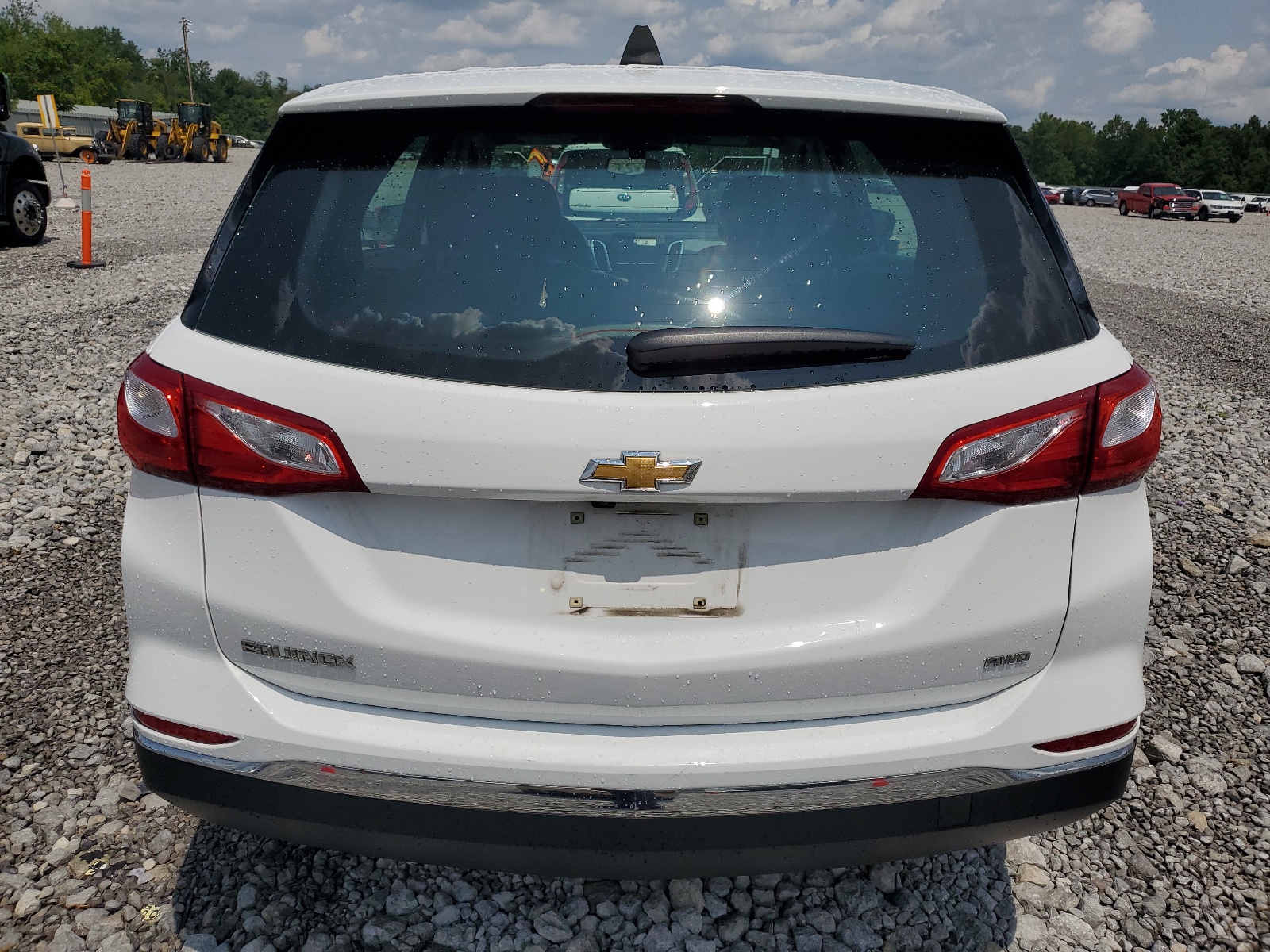 2GNAXREV7J6172213 2018 Chevrolet Equinox Ls