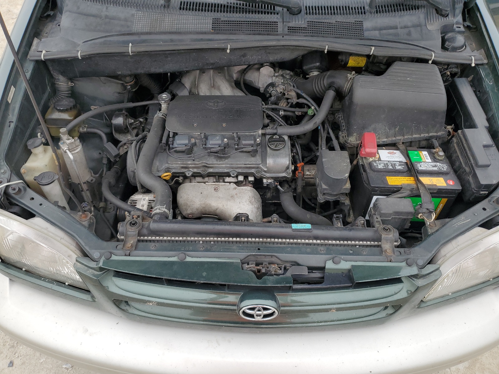 4T3ZF13C3YU277329 2000 Toyota Sienna Le