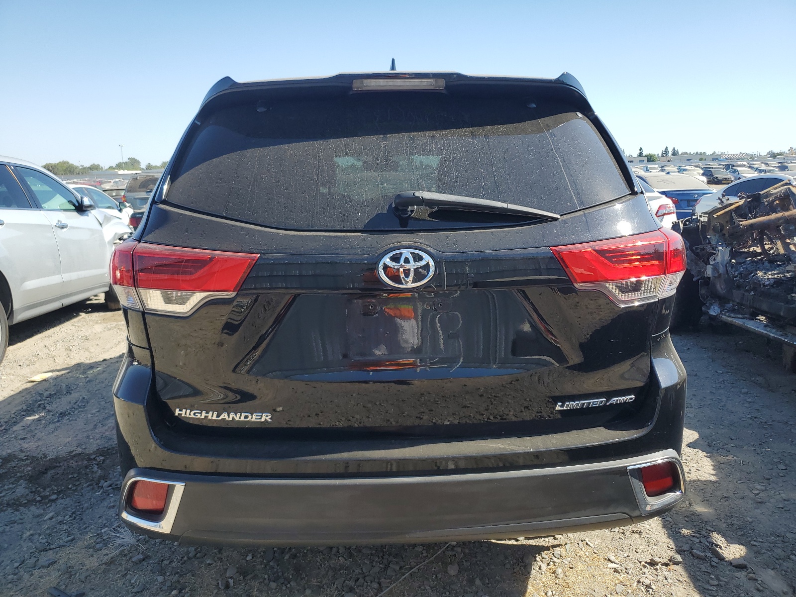 5TDDZRFH1HS419377 2017 Toyota Highlander Limited