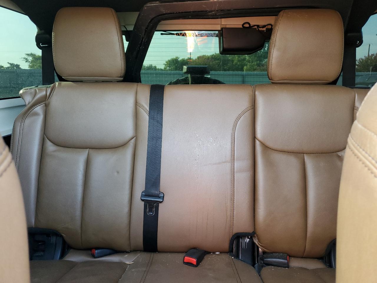 2014 Jeep Wrangler Unlimited Rubicon VIN: 1C4BJWFG2EL180052 Lot: 63534144