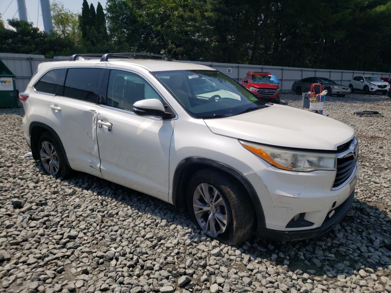 2014 Toyota Highlander Le VIN: 5TDBKRFH3ES062257 Lot: 63759304