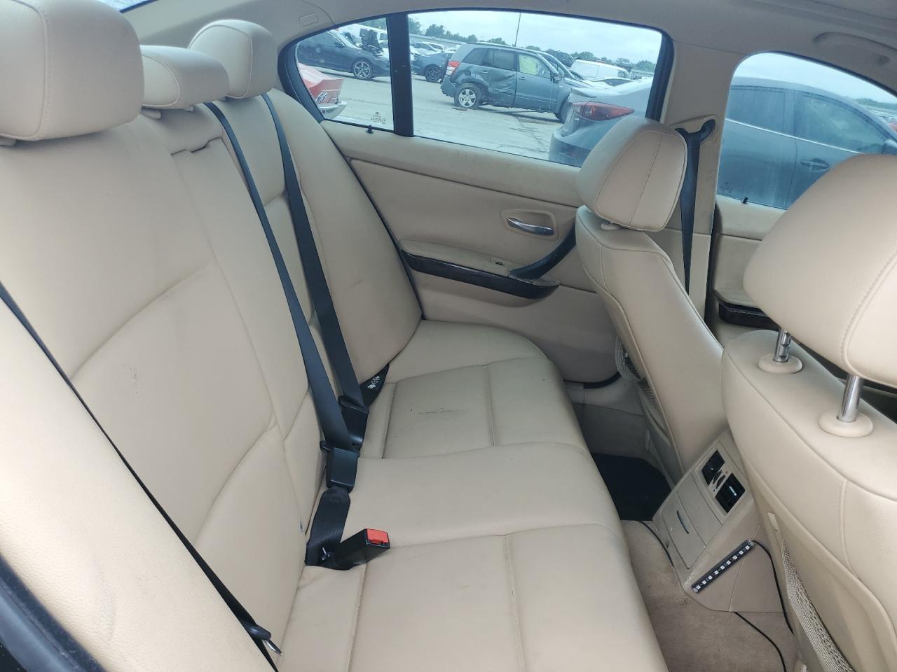 2007 BMW 328 I VIN: WBAVA33577KX82031 Lot: 62307424