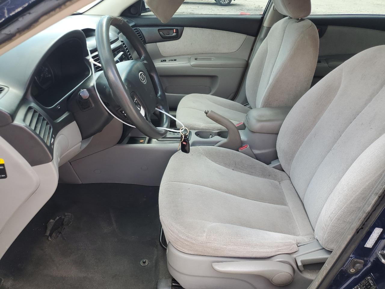 2007 Kia Optima Lx VIN: KNAGE123175128724 Lot: 61653814