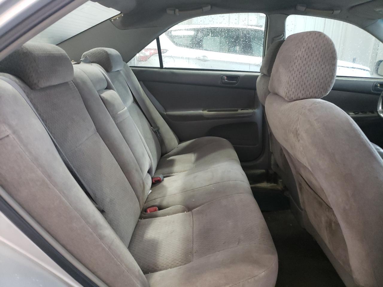 2004 Toyota Camry Le VIN: 4T1BE32K04U806750 Lot: 63026754