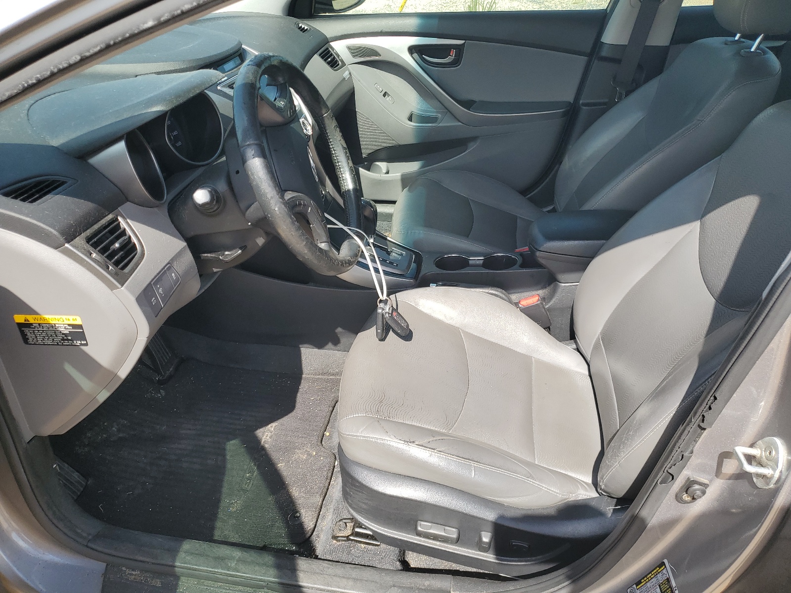 KMHDH4AE1DU883323 2013 Hyundai Elantra Gls