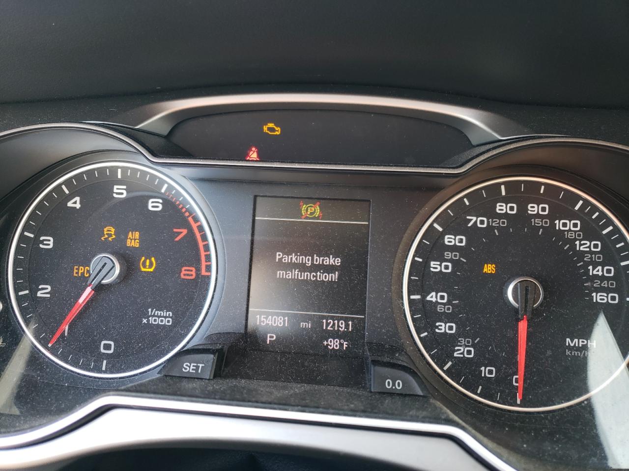 2013 Audi A4 Premium Plus VIN: WAUEFAFL7DA055375 Lot: 62763834