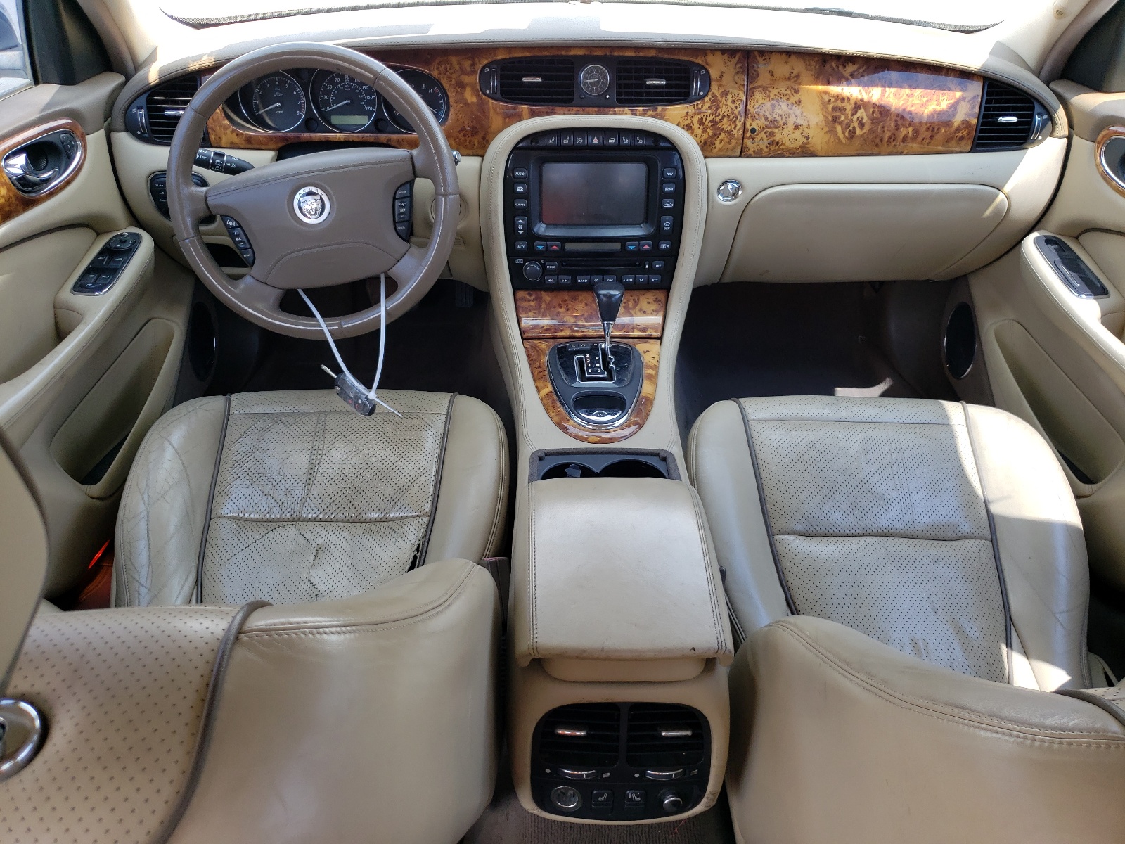 SAJWA82BX8SH24853 2008 Jaguar Xj Vanden Plas