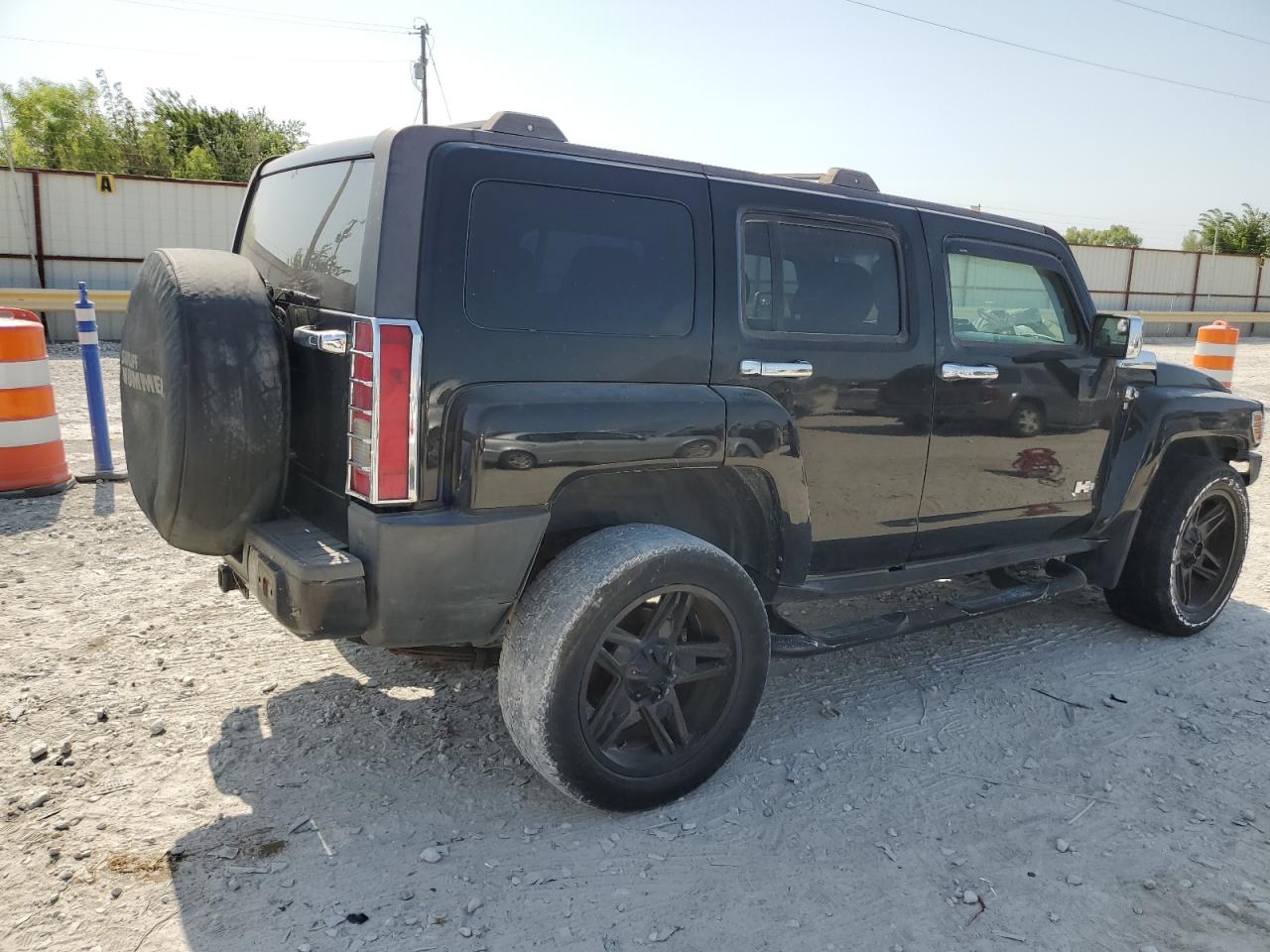 2006 Hummer H3 - Image 3