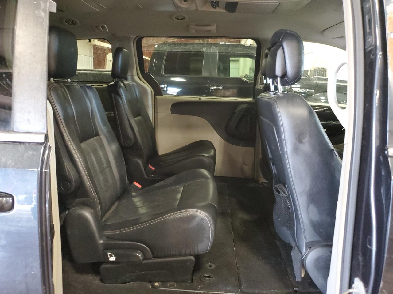 2014 Chrysler Town & Country Touring L VIN: 2C4RC1CG0ER198346 Lot: 61813234