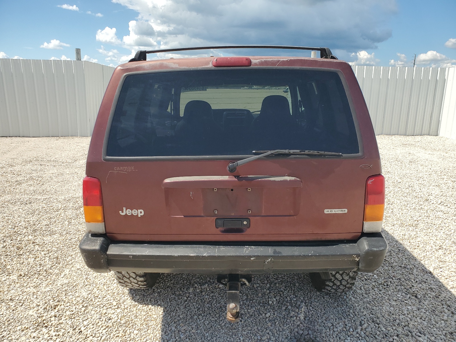 1J4FT48S5YL189019 2000 Jeep Cherokee Sport