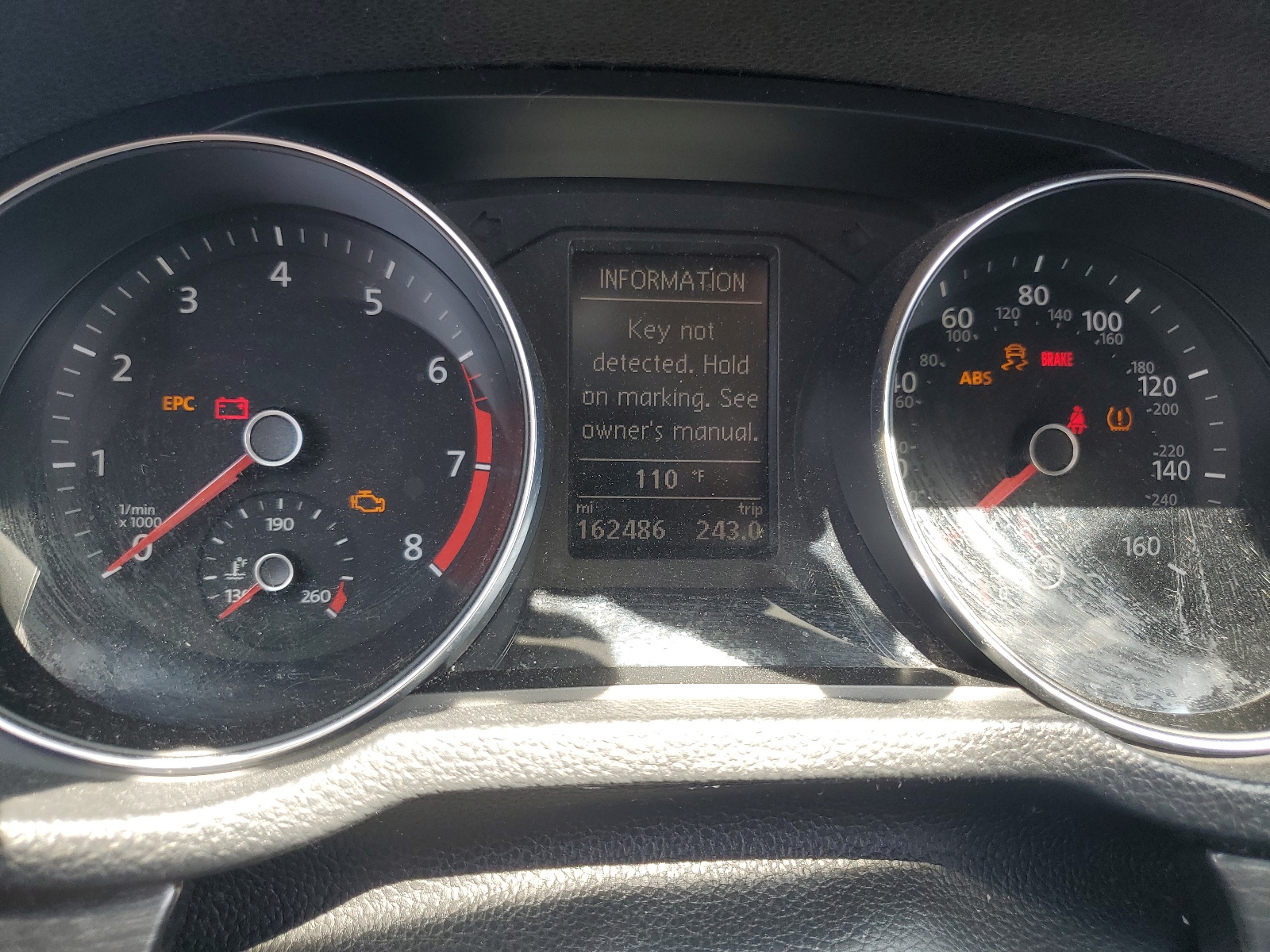 1VWBT7A33HC009929 2017 Volkswagen Passat Se