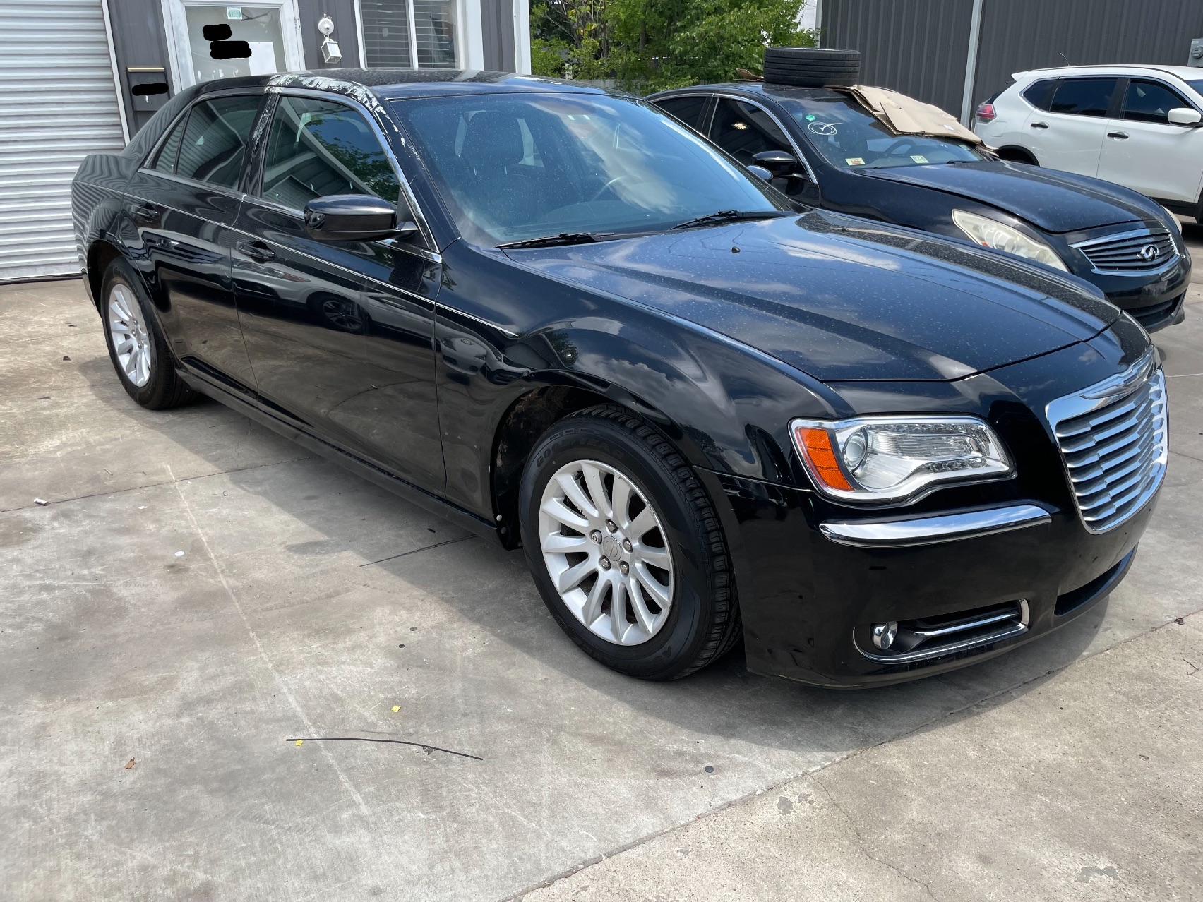 2014 Chrysler 300 vin: 2C3CCAAG6EH119751