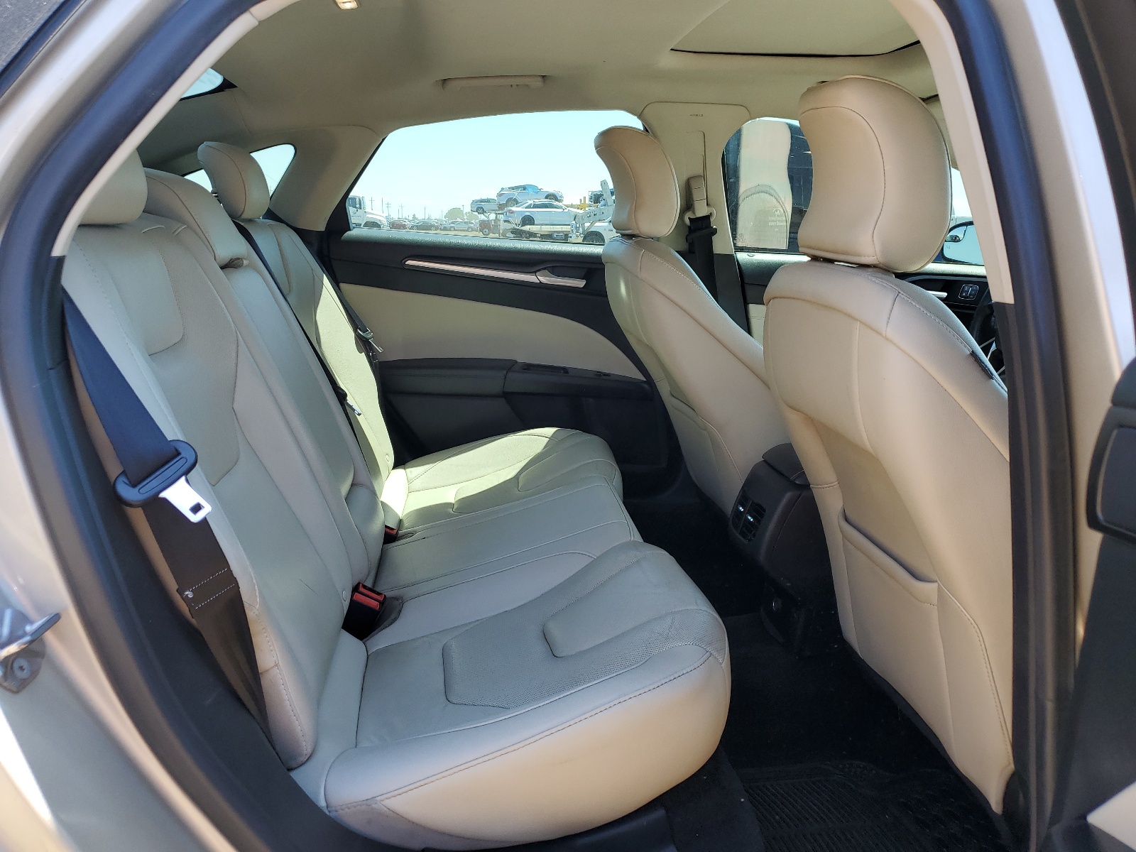 3FA6P0D9XJR168217 2018 Ford Fusion Titanium/Platinum