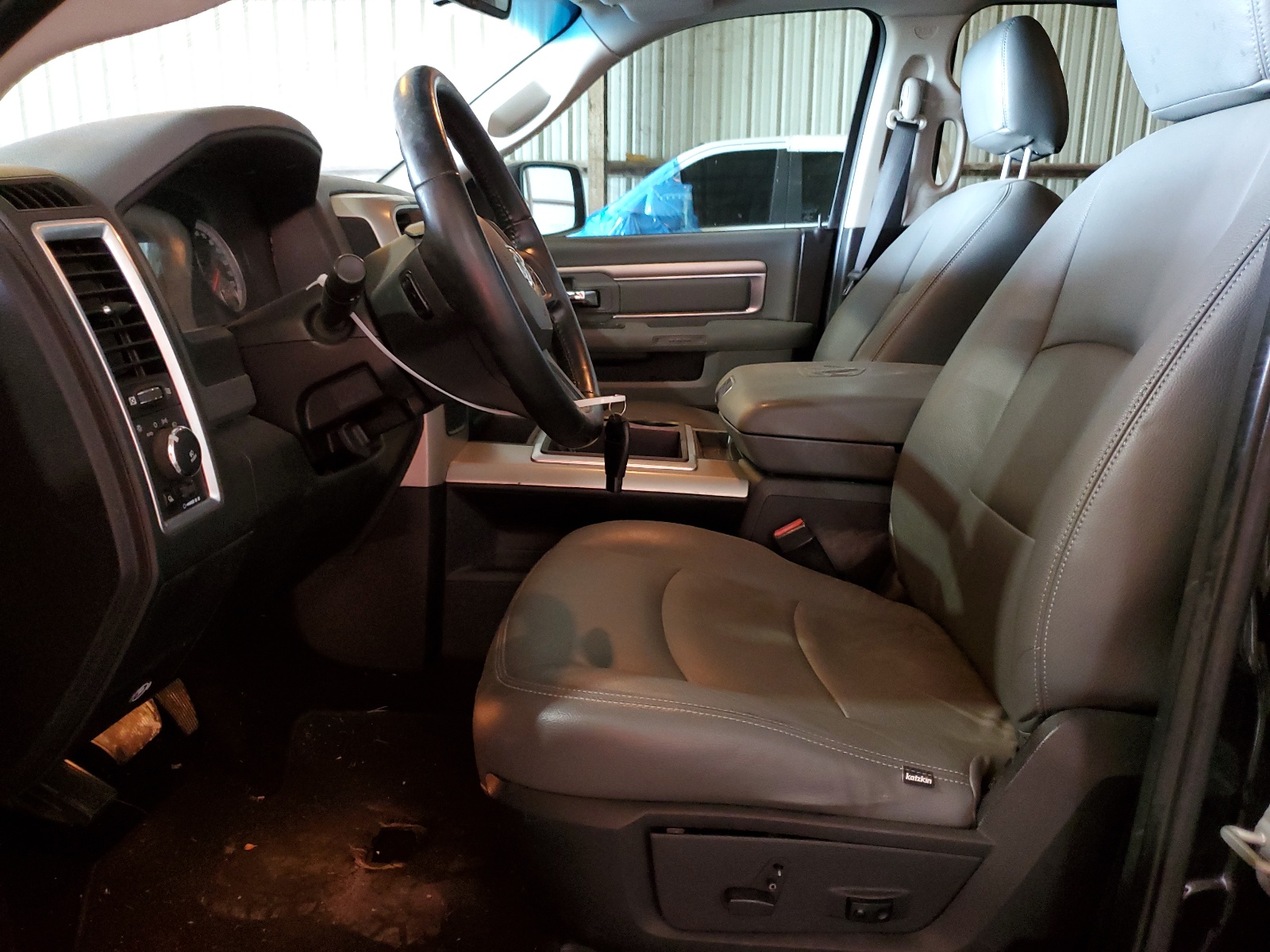 1C6RR6LT3ES167932 2014 Ram 1500 Slt