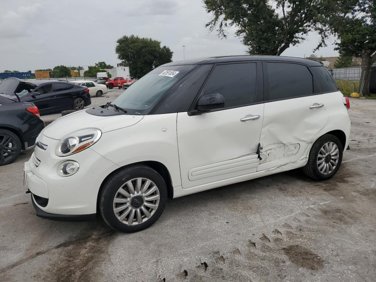 2014 Fiat 500 - Image 1