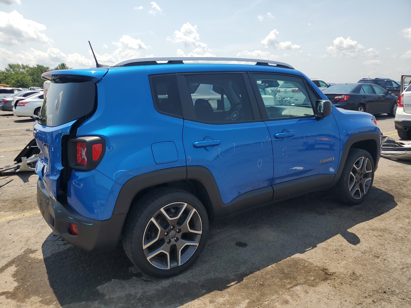 ZACNJBAB6LPM06990 2020 Jeep Renegade Sport