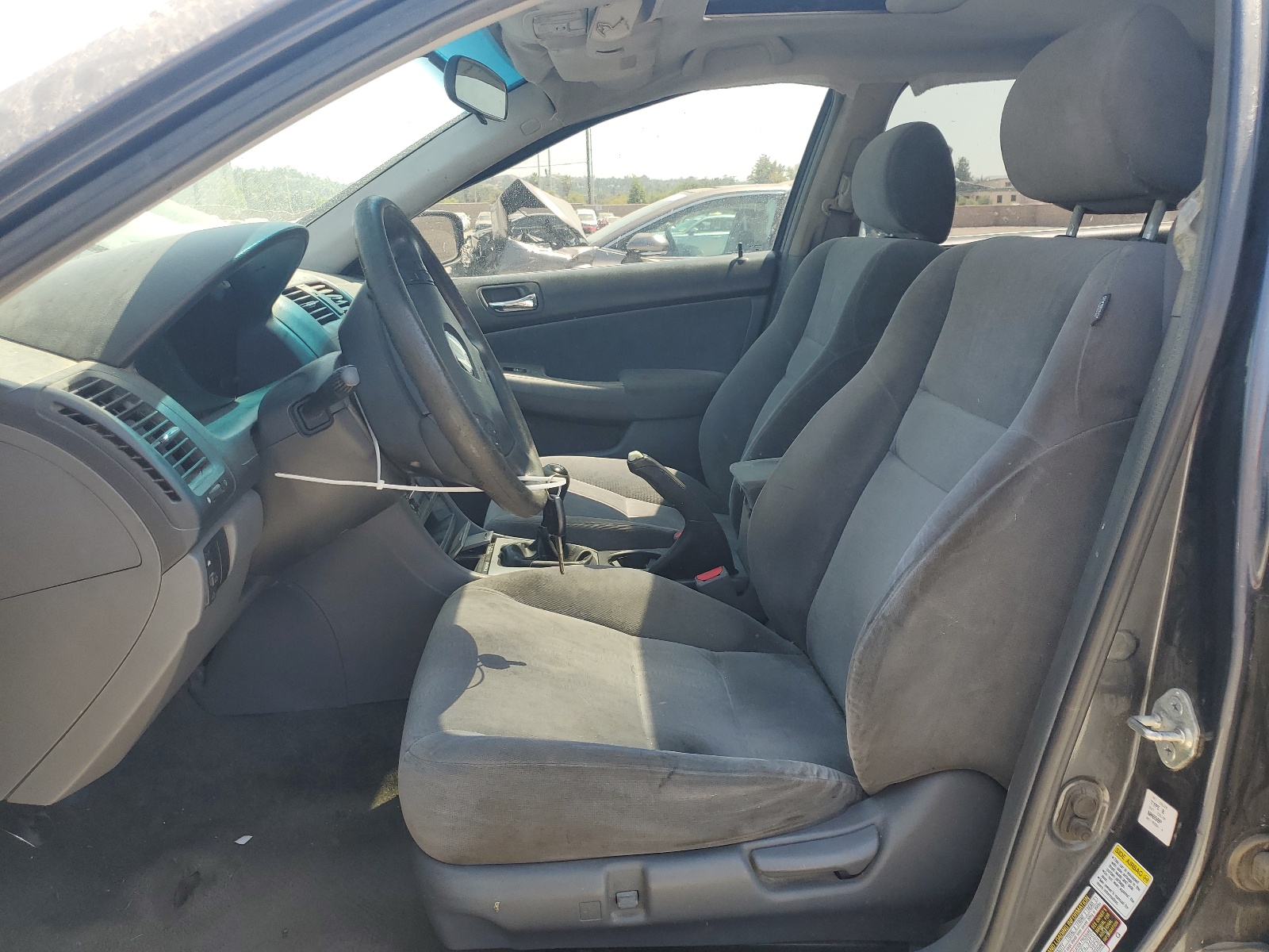 1HGCM55755A035124 2005 Honda Accord Ex