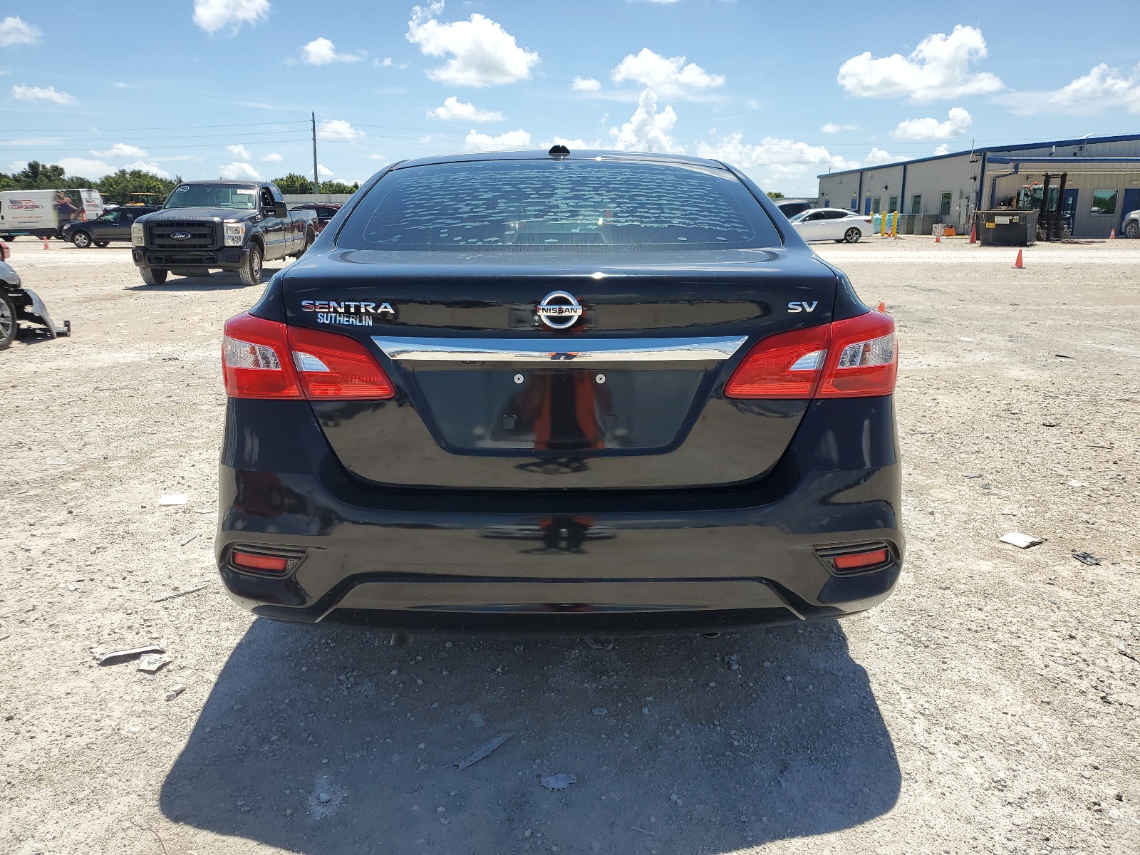 2018 Nissan Sentra S vin: 3N1AB7AP5JY345232