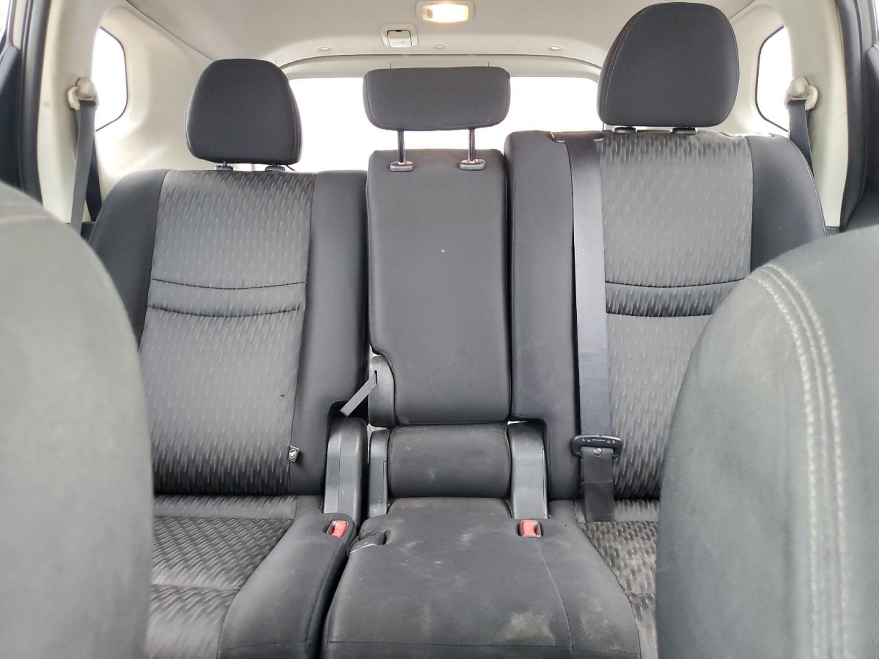 2017 Nissan Rogue S VIN: JN8AT2MV5HW016866 Lot: 63025204