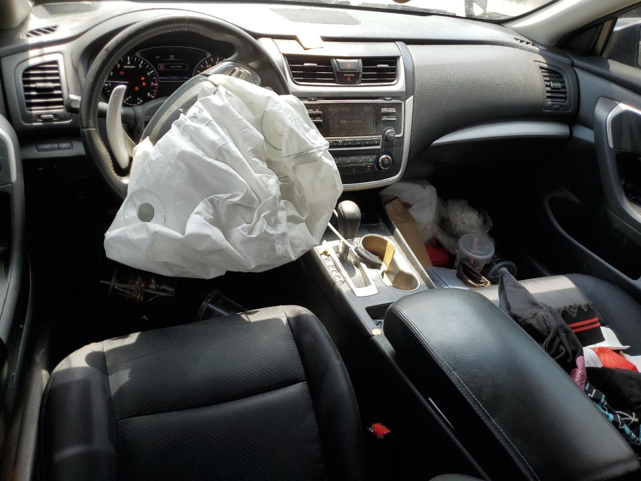 2016 Nissan Altima - Image 8
