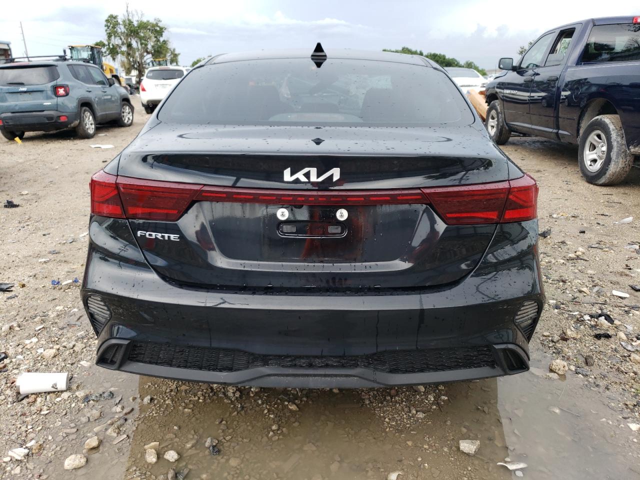 3KPF24AD5PE592820 2023 Kia Forte Lx