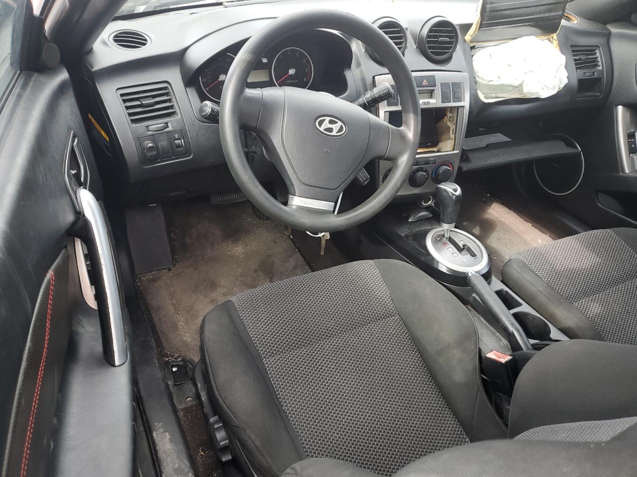 2004 Hyundai Tiburon Gt VIN: KMHHN65F64U108704 Lot: 61715054