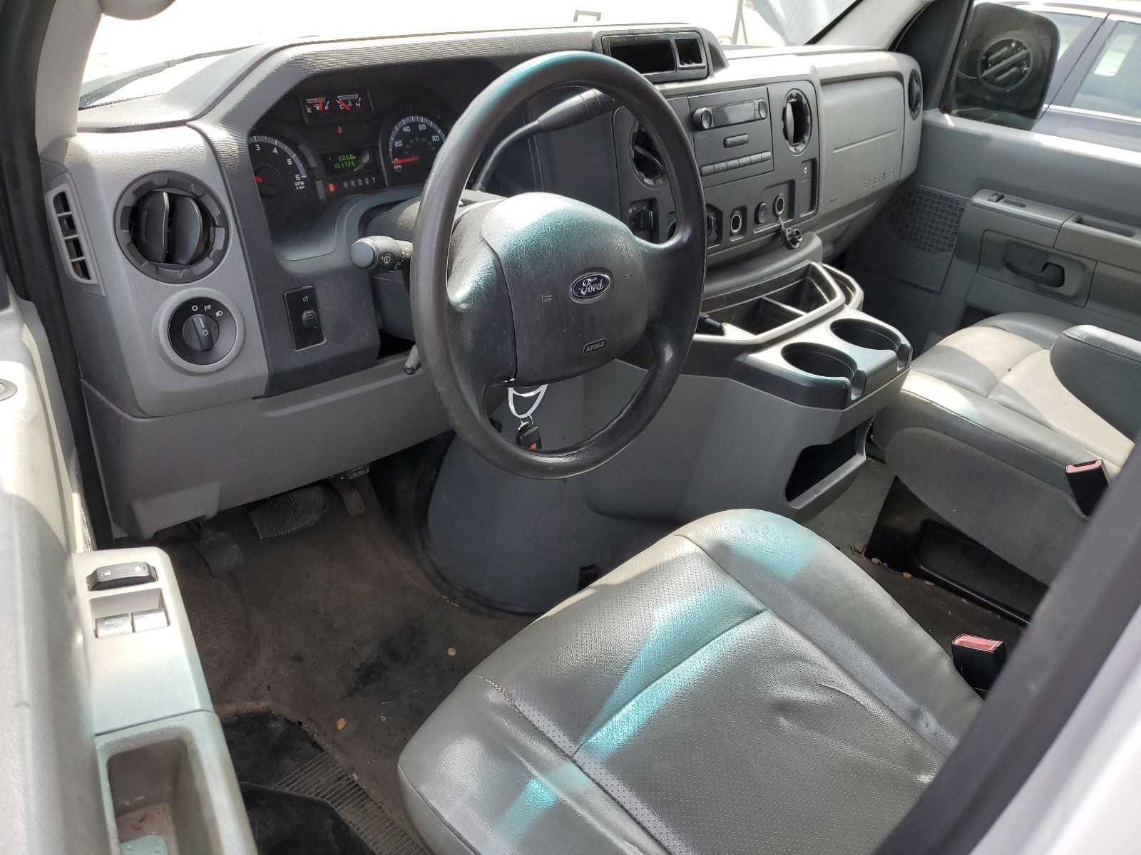 1FTNE2EW3EDA00865 2014 Ford Econoline E250 Van