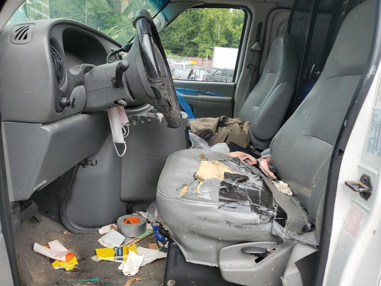 2003 Ford Econoline E250 Van VIN: 1FTNE24263HB81965 Lot: 64780484