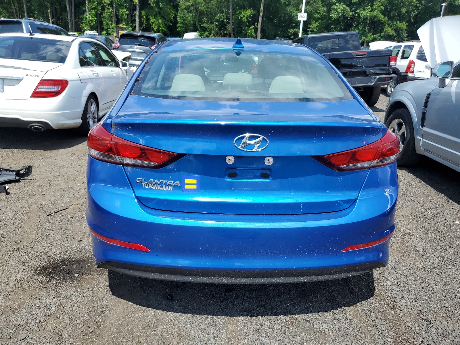 2017 Hyundai Elantra Se vin: KMHD84LF4HU145060