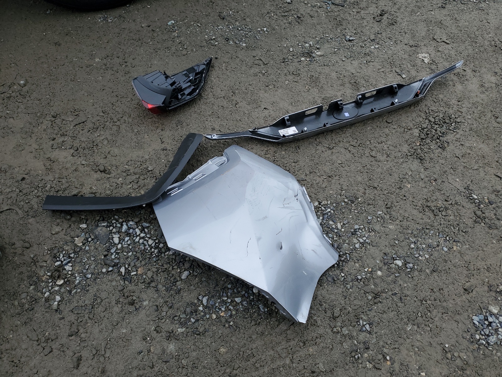 2T3W1RFV4RC283012 2024 Toyota Rav4 Xle