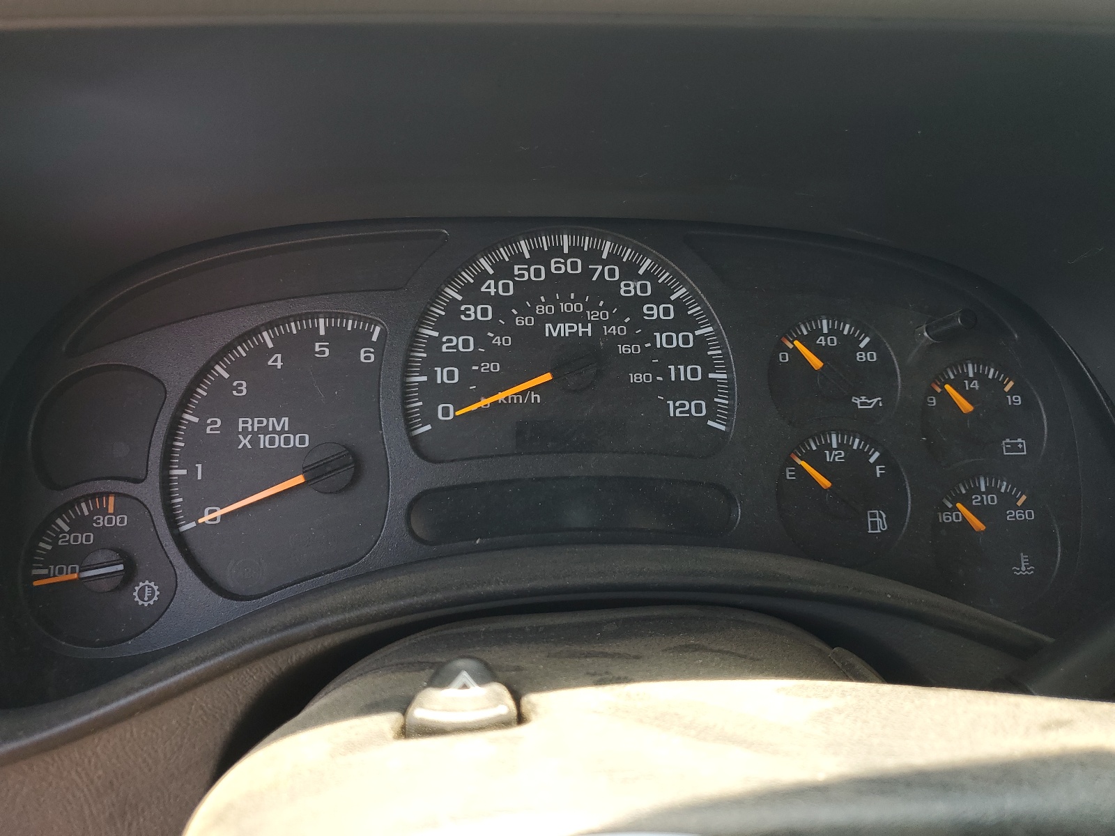 1GNGK26U85R226313 2005 Chevrolet Suburban K2500