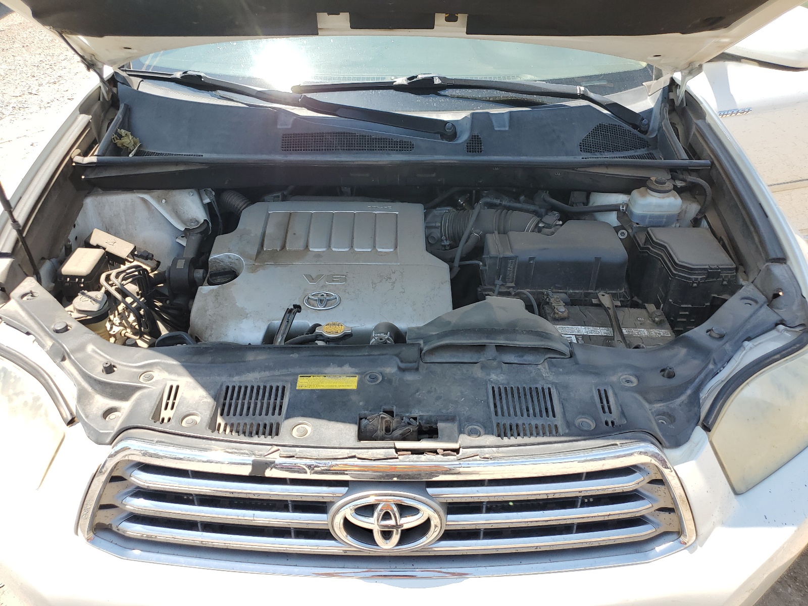 JTEYK3EH3A2105937 2010 Toyota Highlander Limited