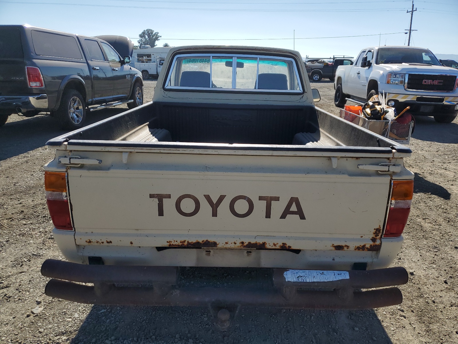 JT4RN50R9E0011011 1984 Toyota Pickup 1/2 Ton Rn50