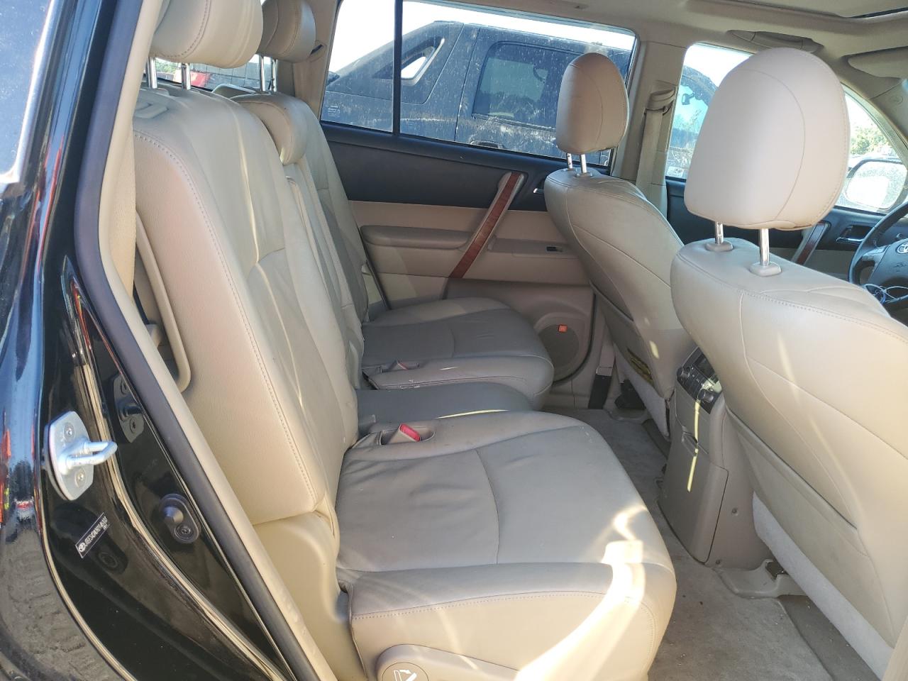 2009 Toyota Highlander Limited VIN: JTEES42A092146103 Lot: 62452194