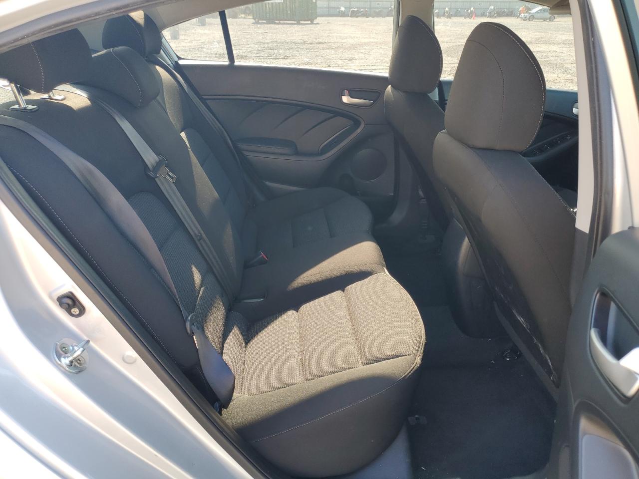 2017 Kia Forte Lx VIN: 3KPFK4A76HE071021 Lot: 62808594