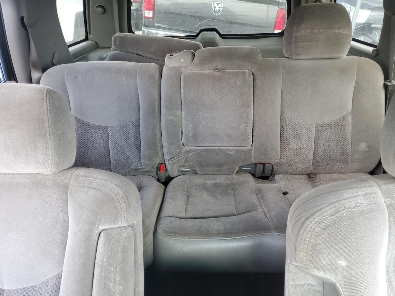 2003 Chevrolet Tahoe K1500 VIN: 1GNEK13Z73R165504 Lot: 61446494