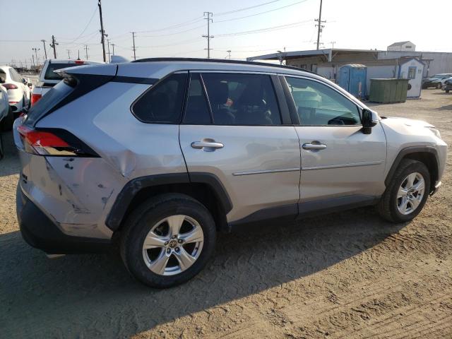  TOYOTA RAV4 2021 Srebrny