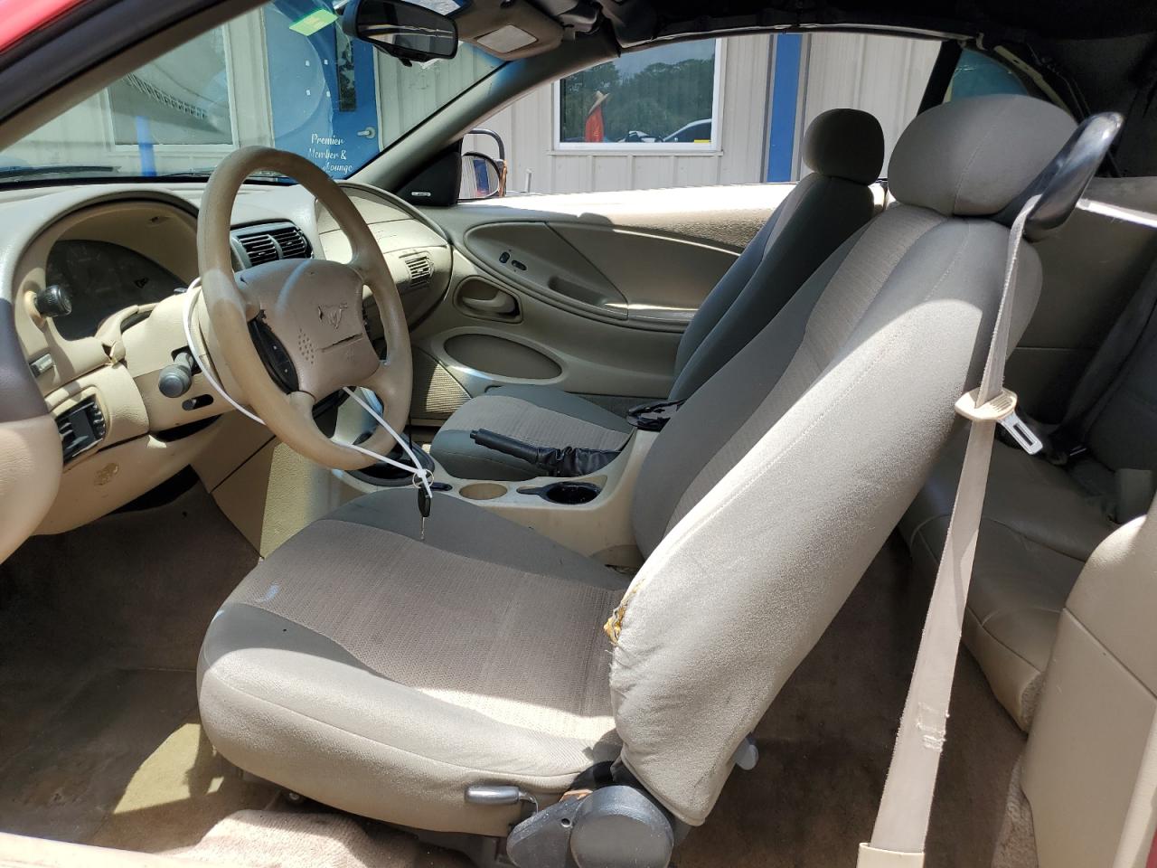 2000 Ford Mustang VIN: 1FAFP444XYF182041 Lot: 65572384