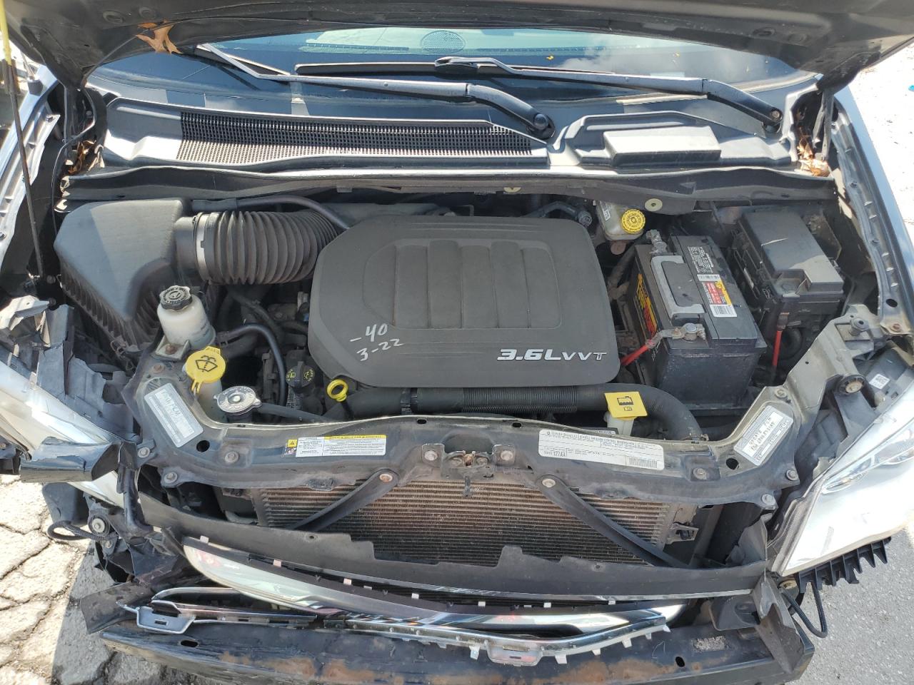 2011 Chrysler Town & Country Touring VIN: 2A4RR5DG2BR724633 Lot: 63300914