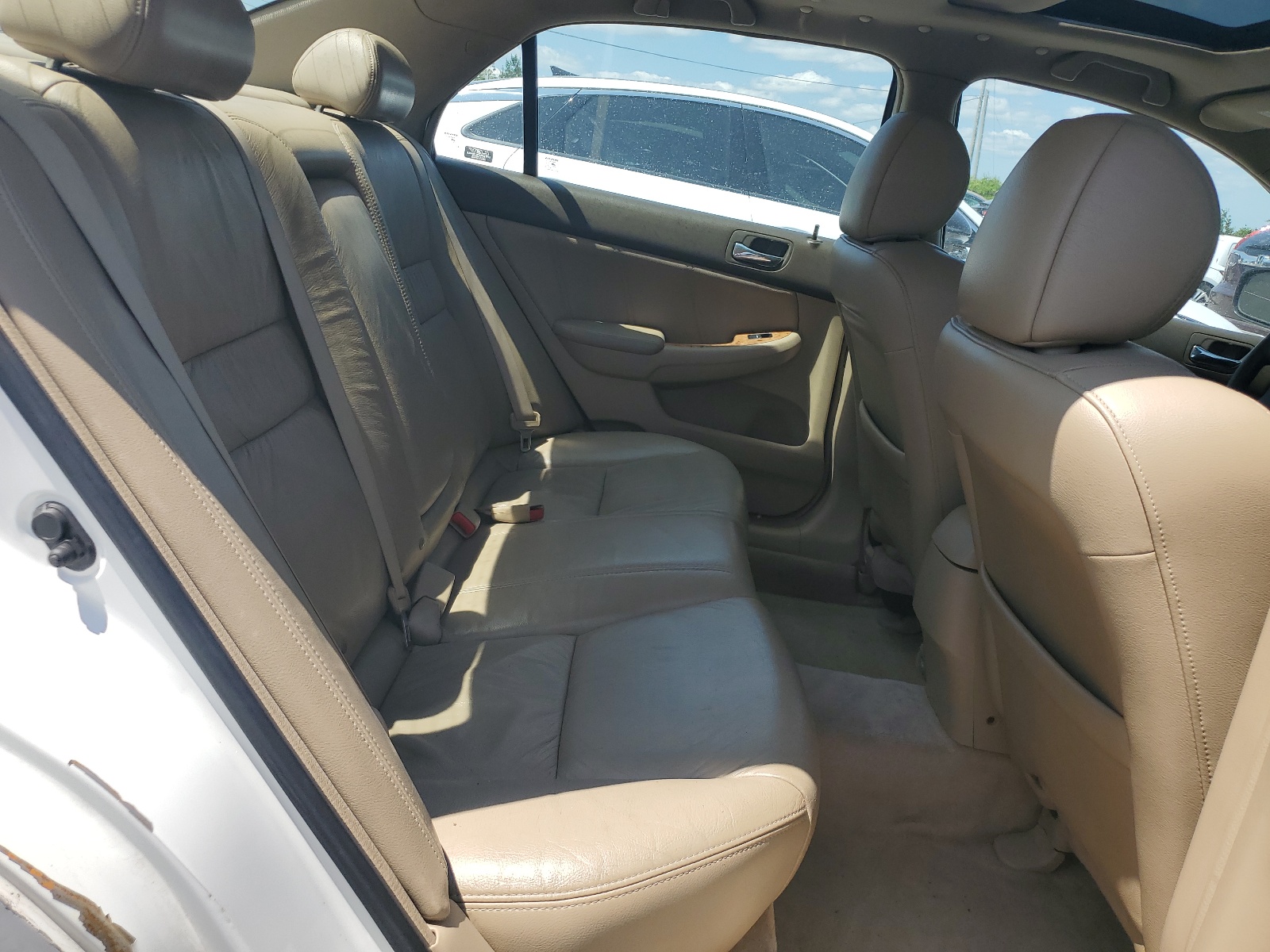 1HGCM56825A022659 2005 Honda Accord Ex