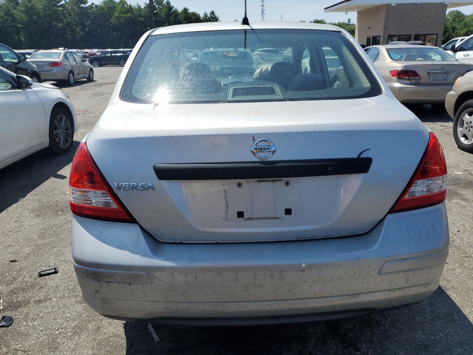 3N1CC11E99L429306 2009 Nissan Versa S