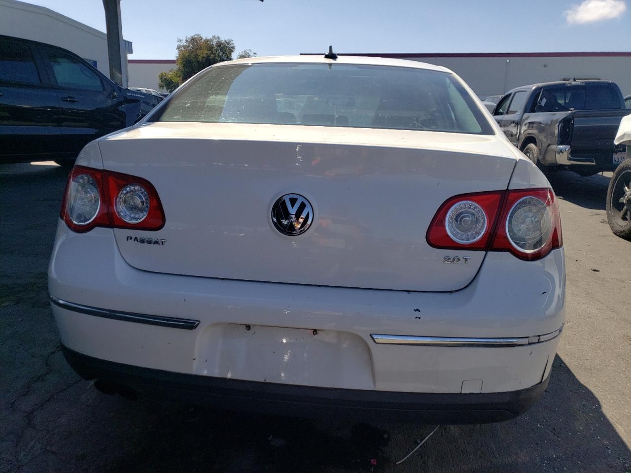 2007 Volkswagen Passat 2.0T VIN: WVWAK73C47P153625 Lot: 65370644
