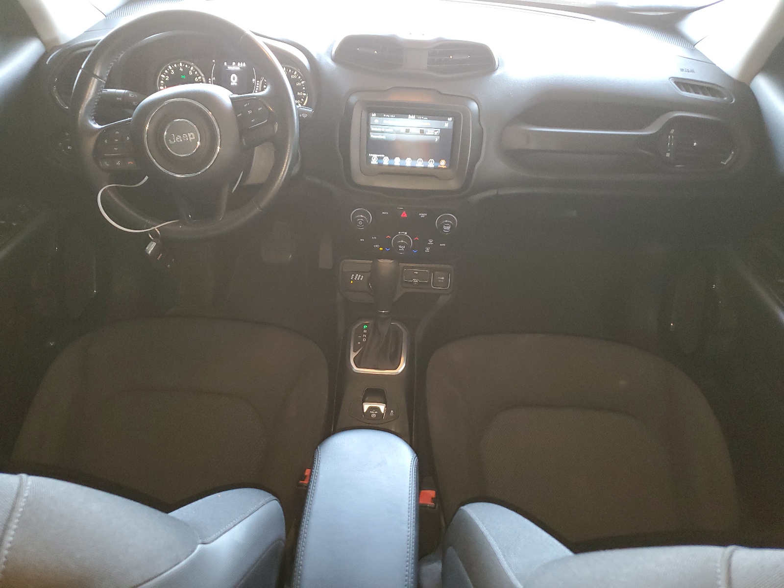 ZACNJBBB9KPK44107 2019 Jeep Renegade Latitude