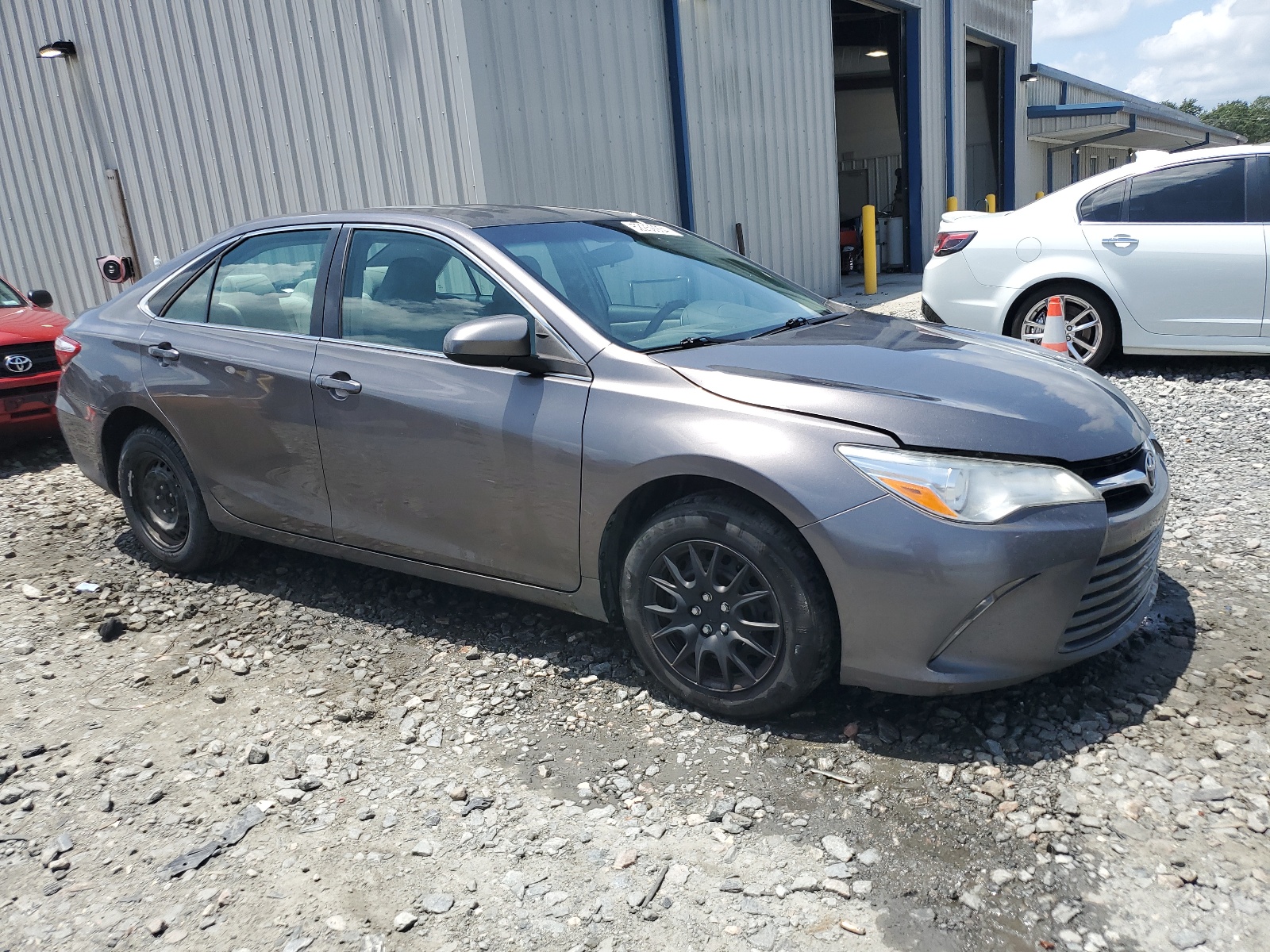 2017 Toyota Camry Le vin: 4T1BF1FK6HU353252