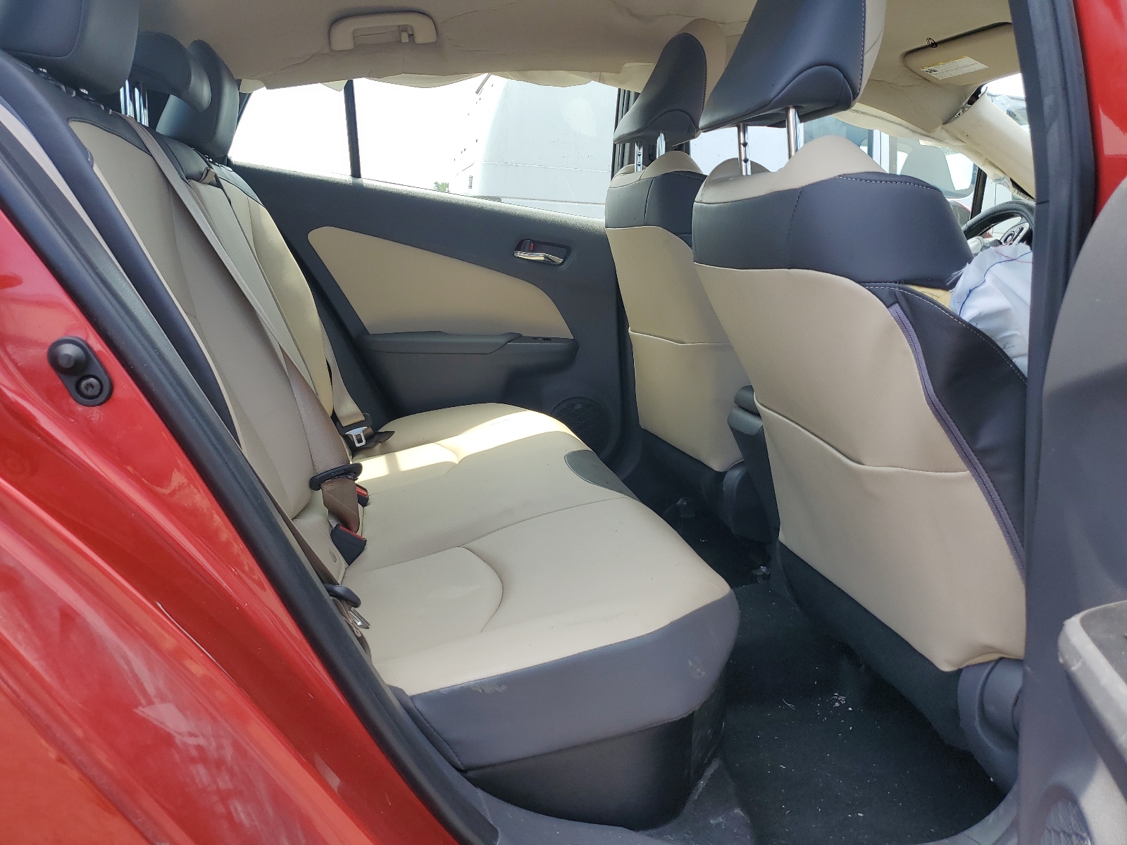 JTDKARFU0H3529690 2017 Toyota Prius