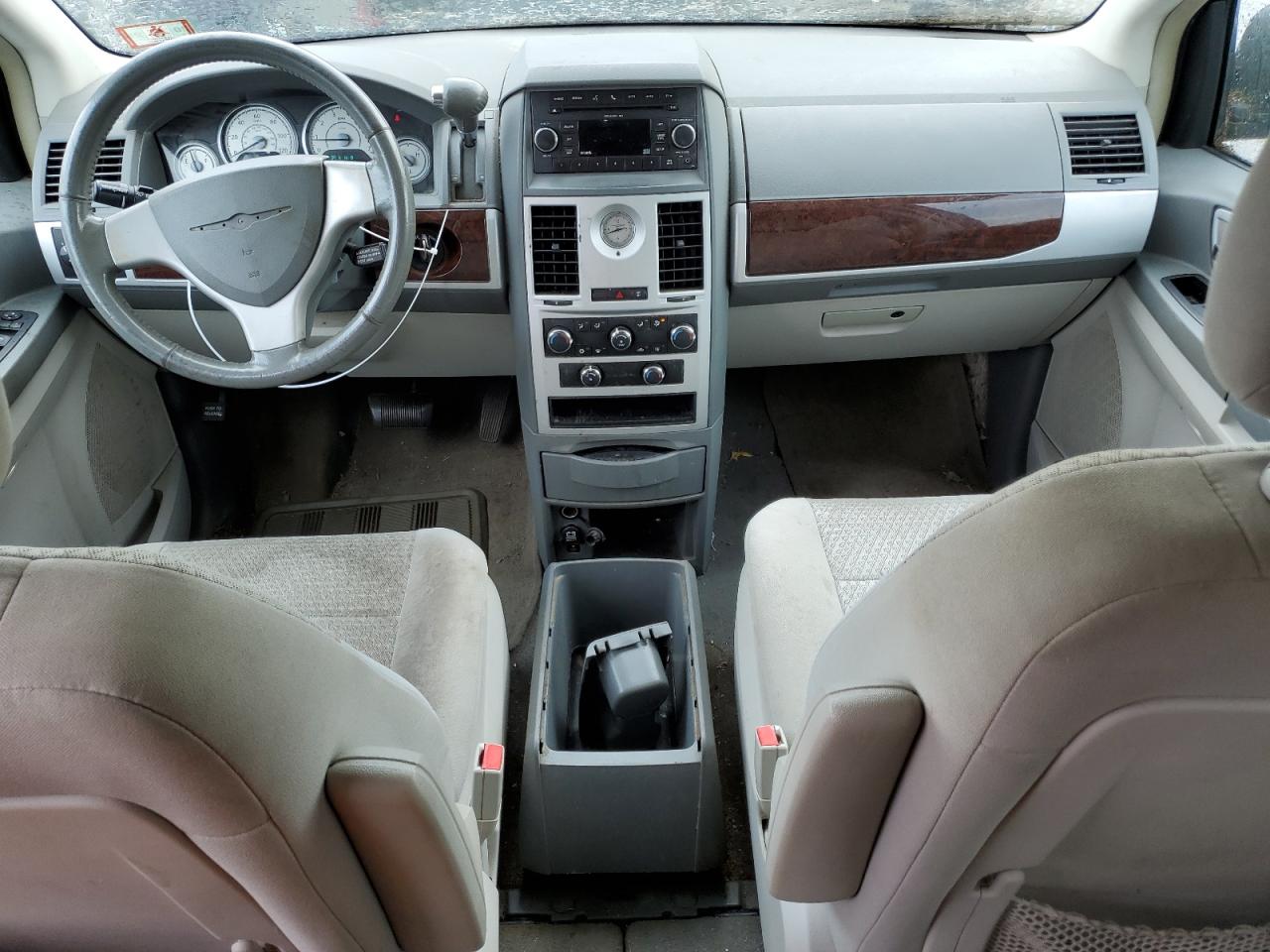 2010 Chrysler Town & Country Touring VIN: 2A4RR5D19AR270942 Lot: 65290764