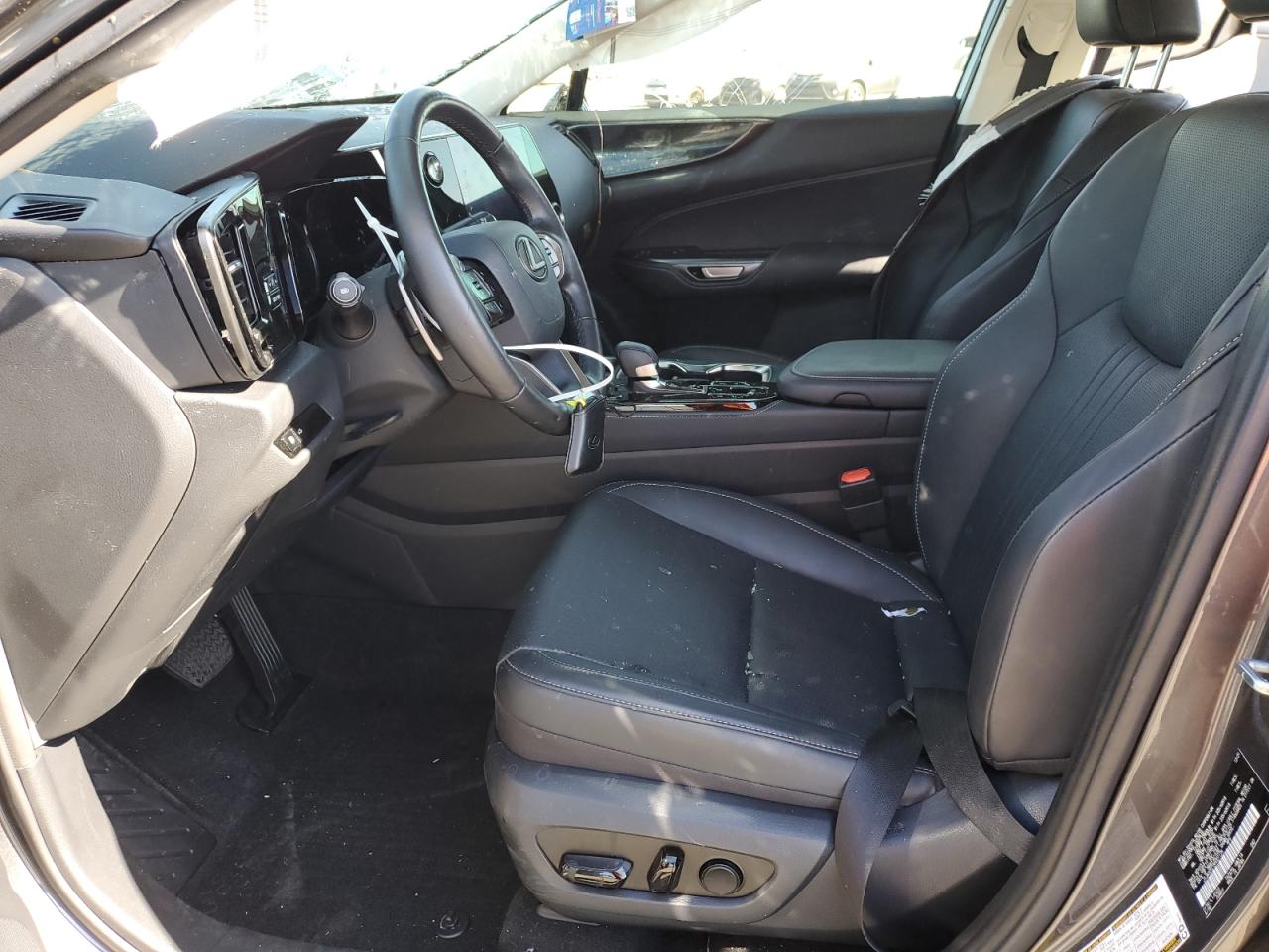 2022 Lexus NX - Image 7