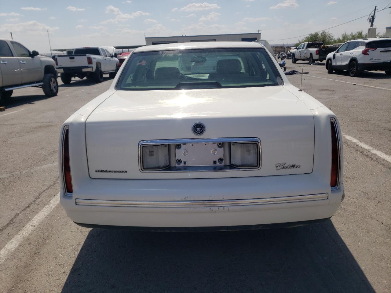 1999 Cadillac Deville VIN: 1G6KD54Y5XU719647 Lot: 63130114