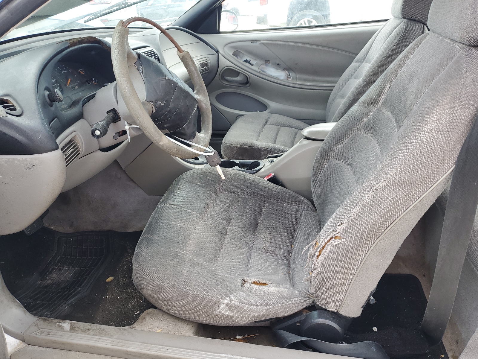 1FAFP4040WF242766 1998 Ford Mustang