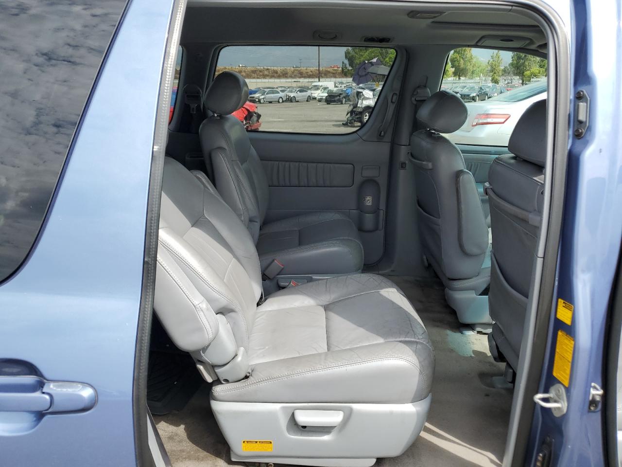 2001 Toyota Sienna Le VIN: 4T3ZF13C21U381610 Lot: 63528504